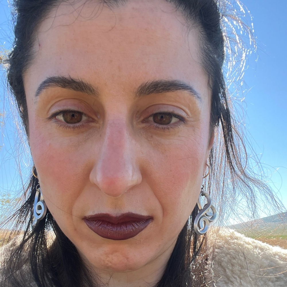 Meet your Posher, Selena